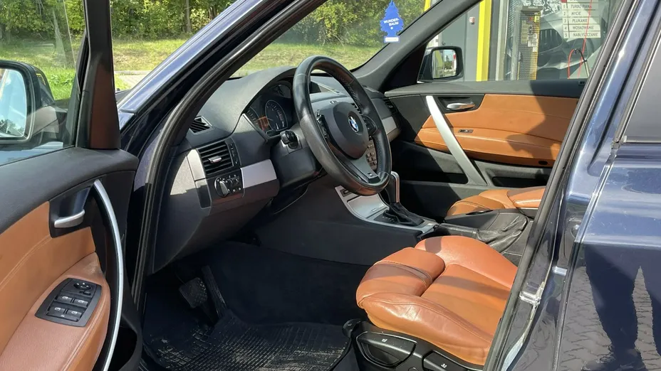 BMW X3 -