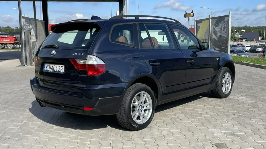 BMW X3 -