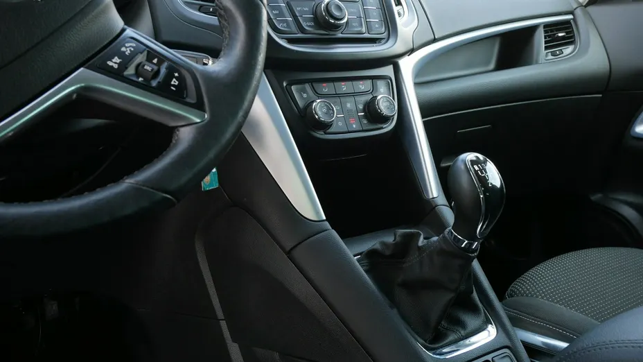 OPEL Zafira -