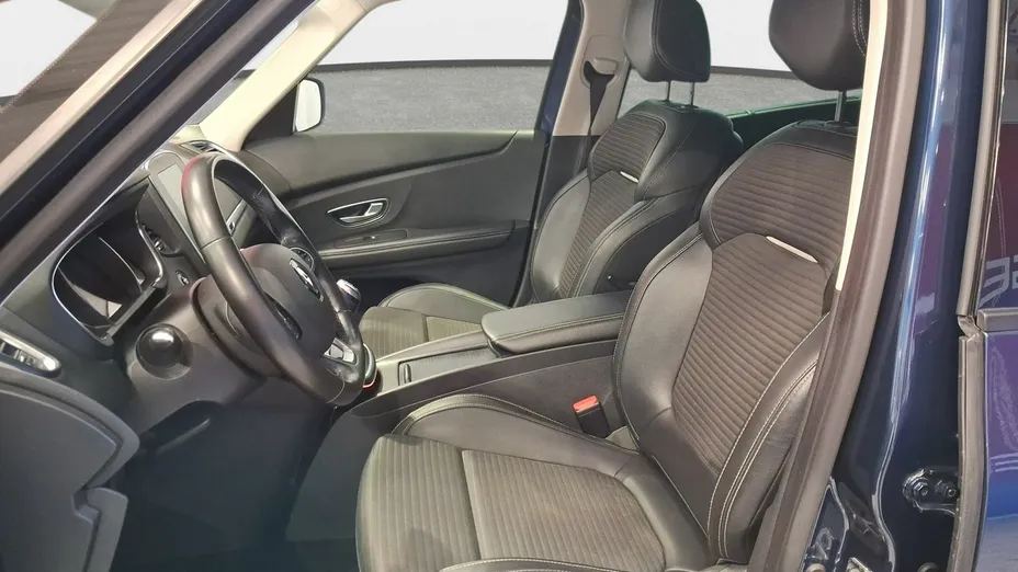RENAULT Scenic -