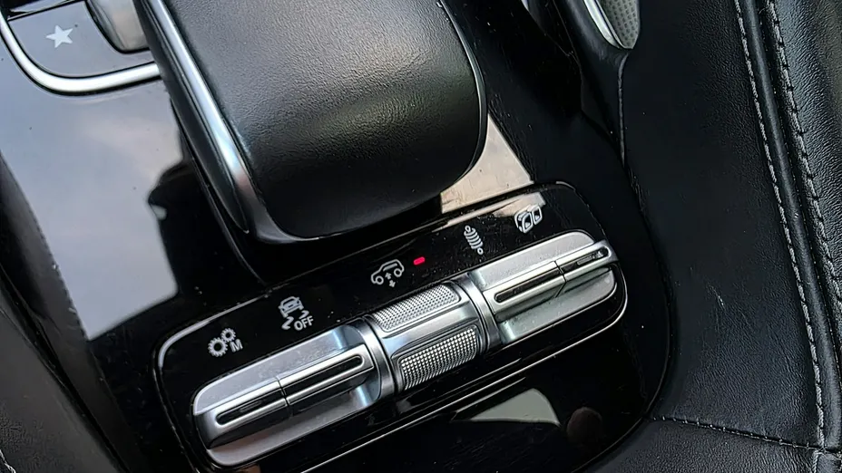 MERCEDES-BENZ GLS -