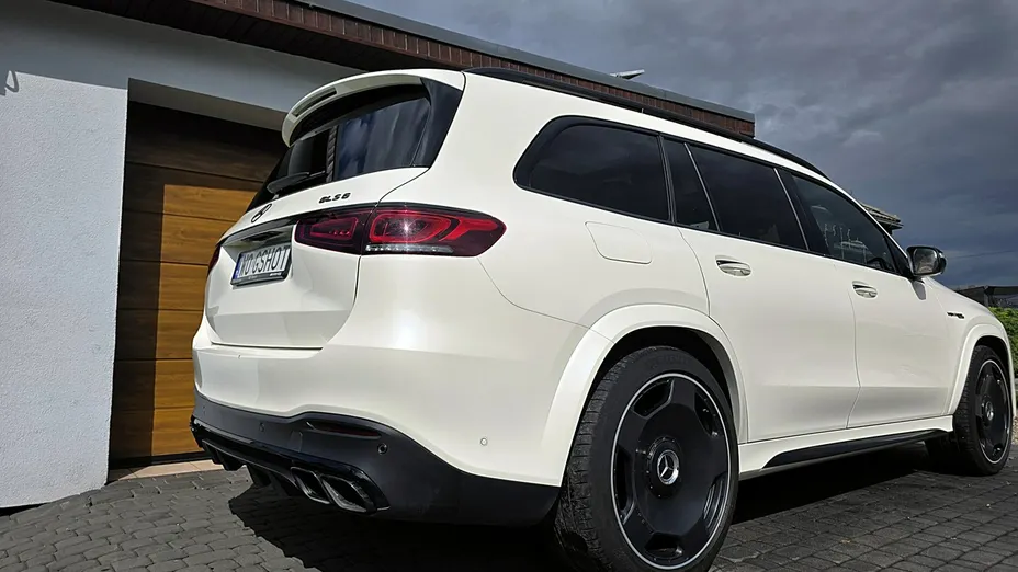 MERCEDES-BENZ GLS -