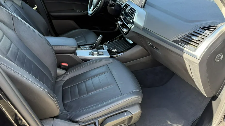 BMW X3 -