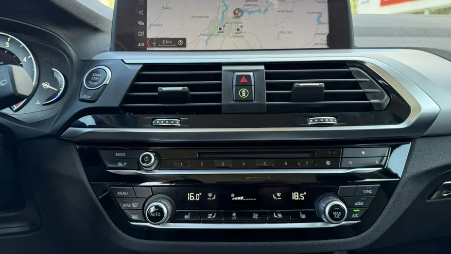 BMW X3 -