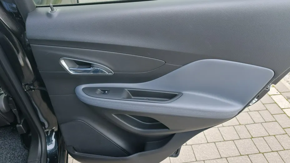OPEL Mokka -
