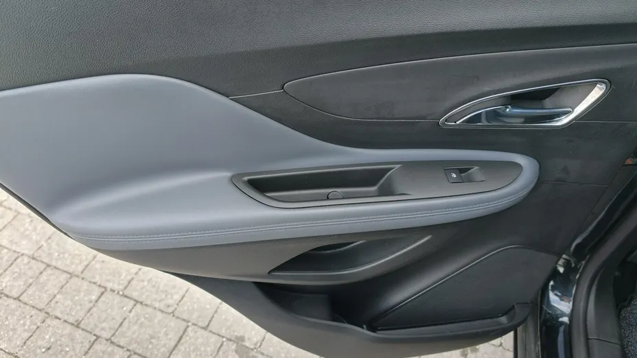OPEL Mokka -