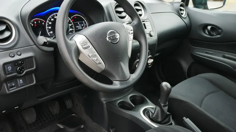 NISSAN Note -