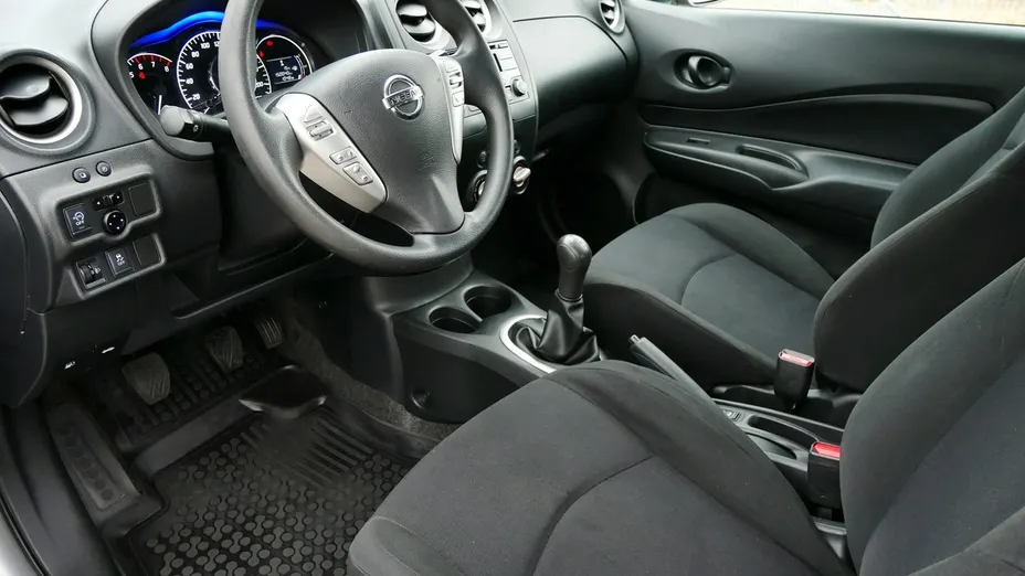 NISSAN Note -