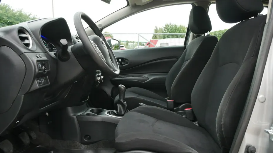 NISSAN Note -