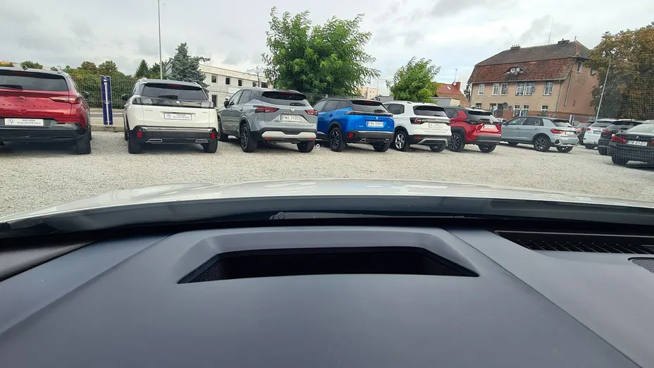 MAZDA CX-30 -