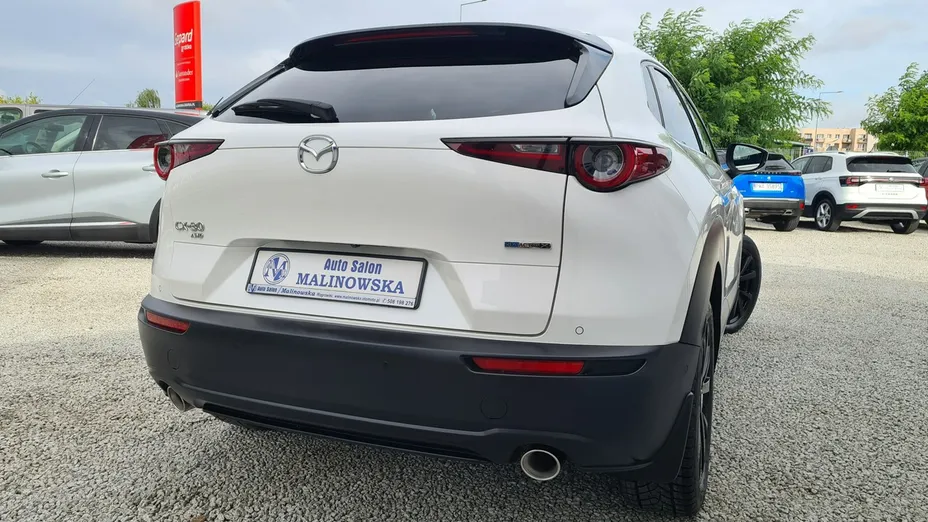 MAZDA CX-30 -
