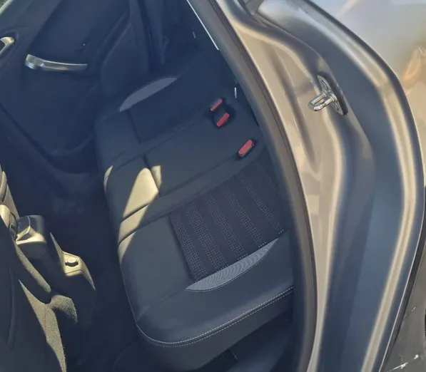 PEUGEOT 2008 -
