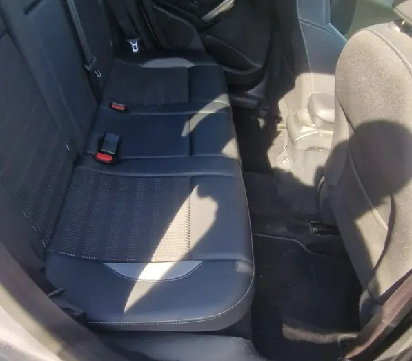 PEUGEOT 2008 -