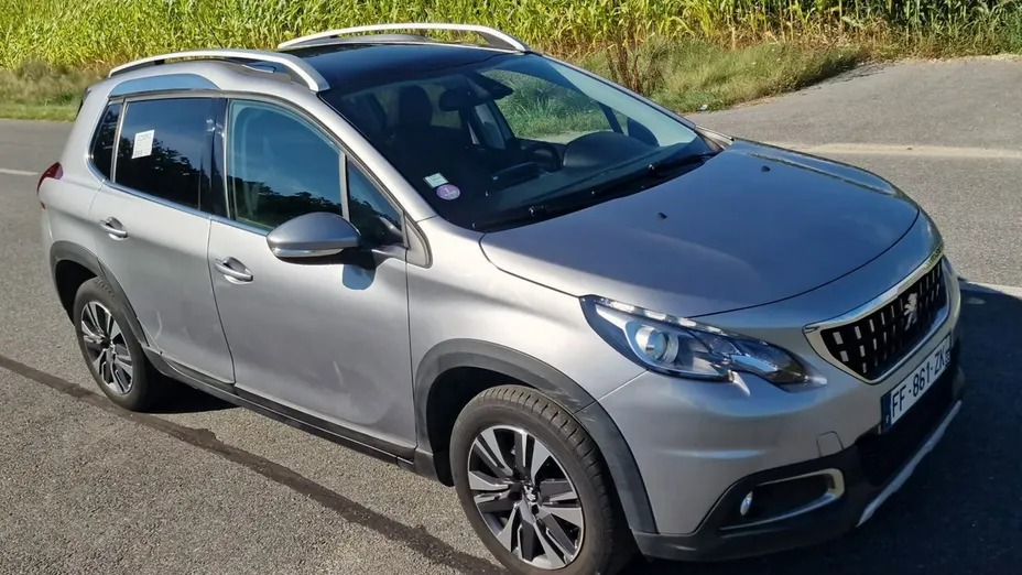 PEUGEOT 2008 -
