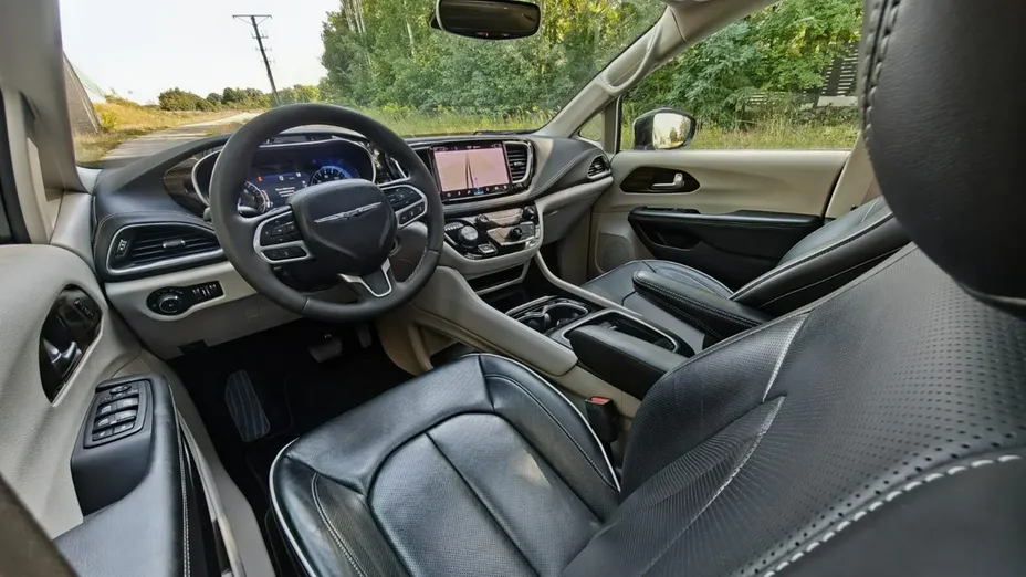 CHRYSLER Pacifica -