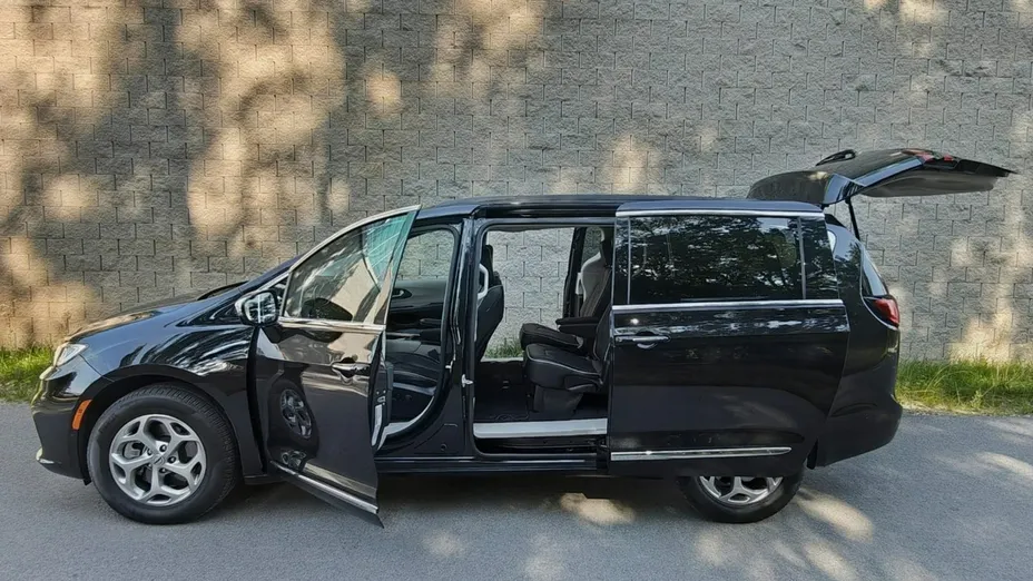 CHRYSLER Pacifica -