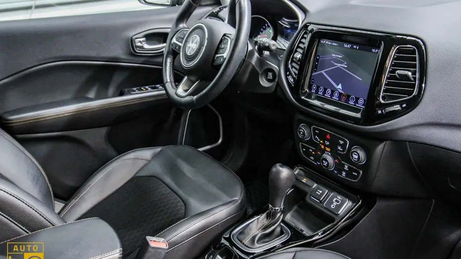 JEEP Compass -