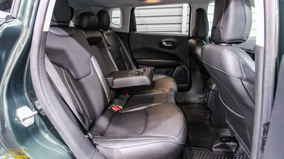 JEEP Compass -