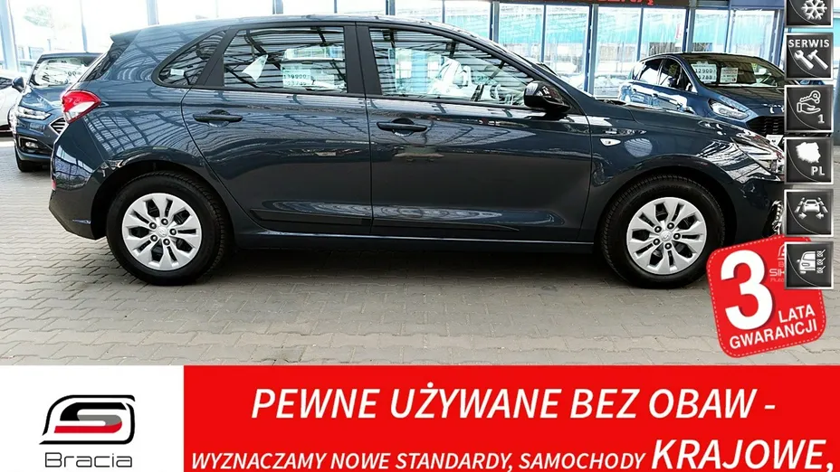 HYUNDAI i30 -