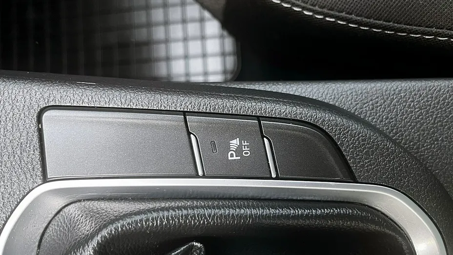 HYUNDAI i30 -