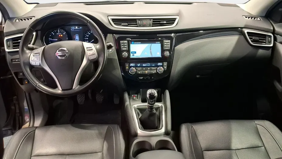 NISSAN Qashqai -
