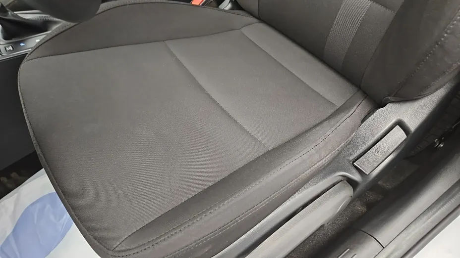 HYUNDAI i20 -