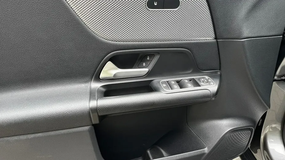 MERCEDES-BENZ B Klasa -