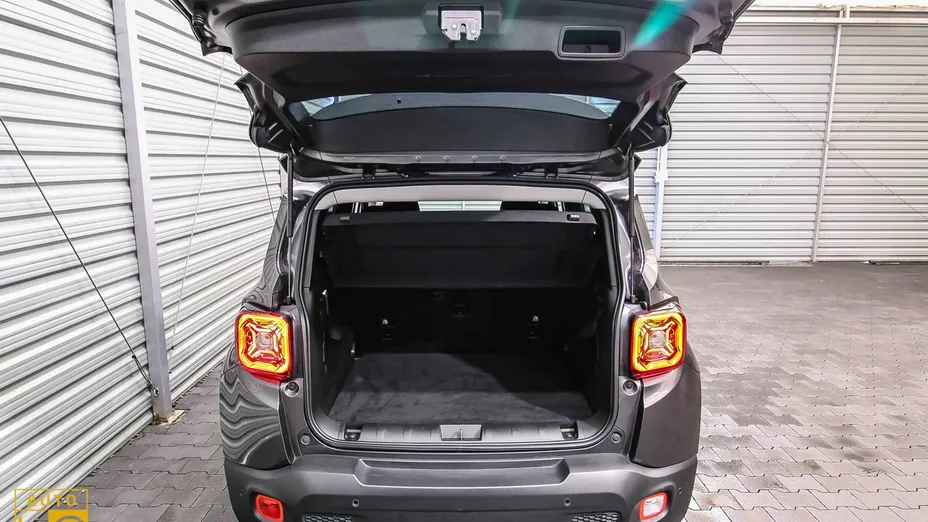 JEEP Renegade -