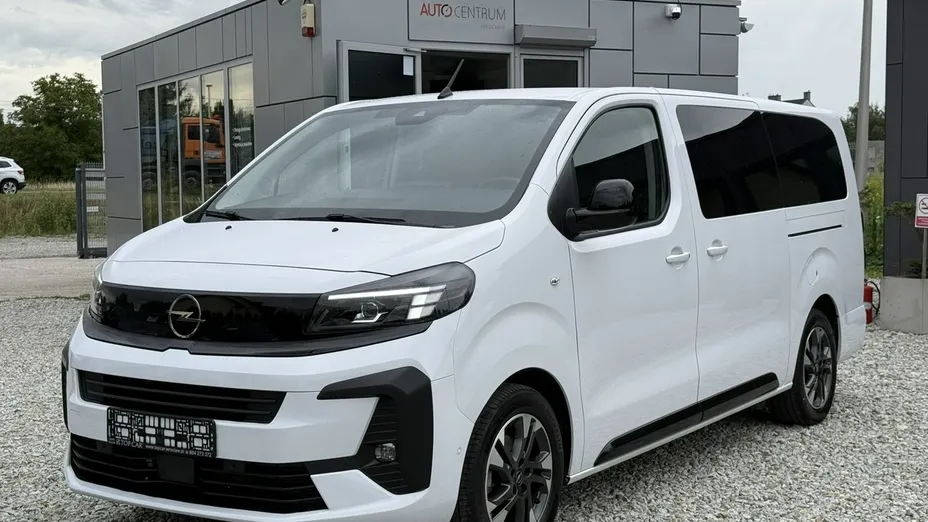 OPEL Zafira Life -