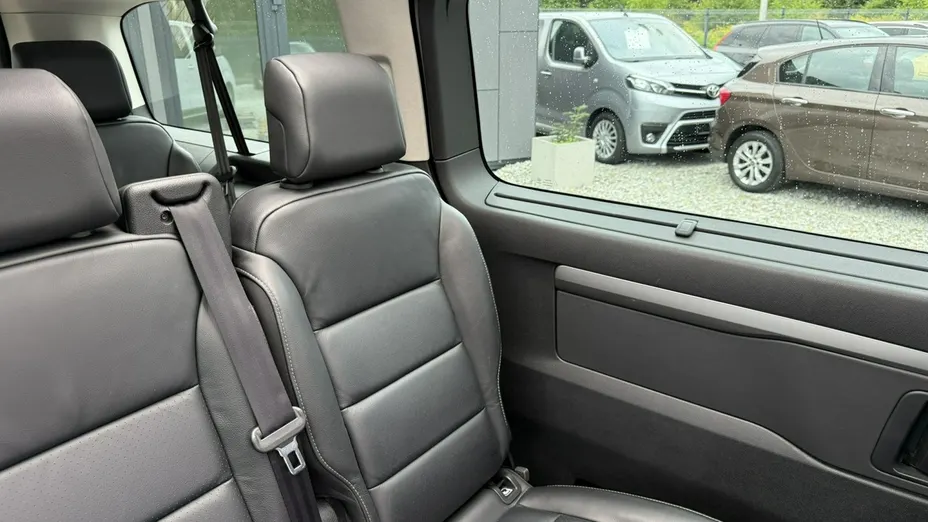 OPEL Zafira Life -