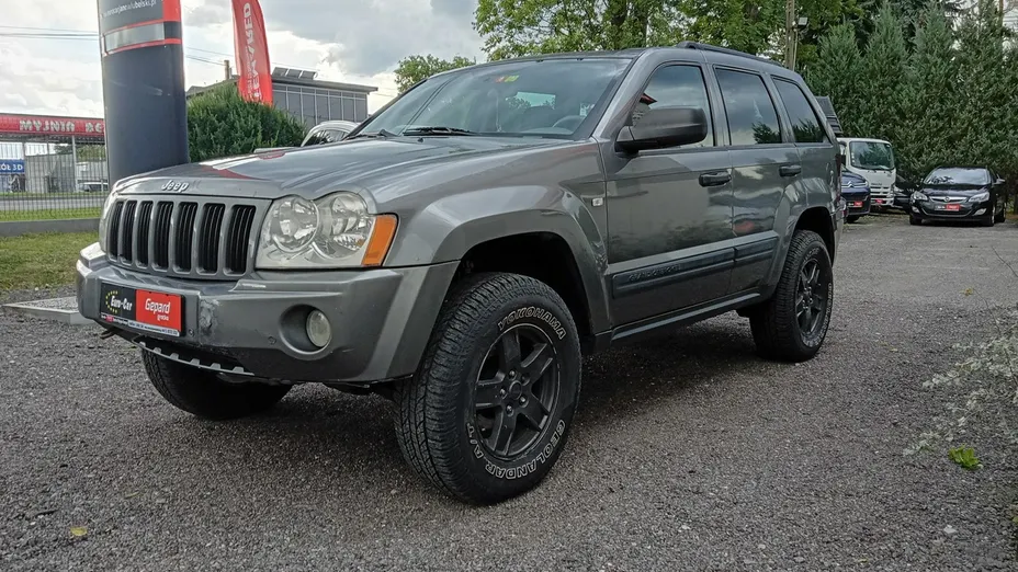 JEEP Cherokee -