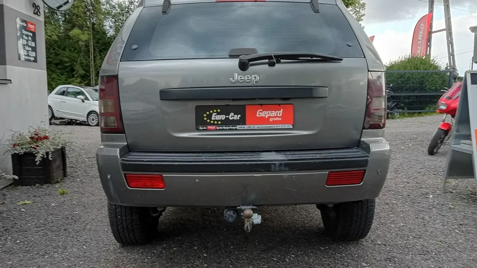 JEEP Cherokee -