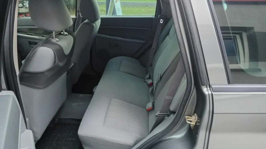 JEEP Cherokee -