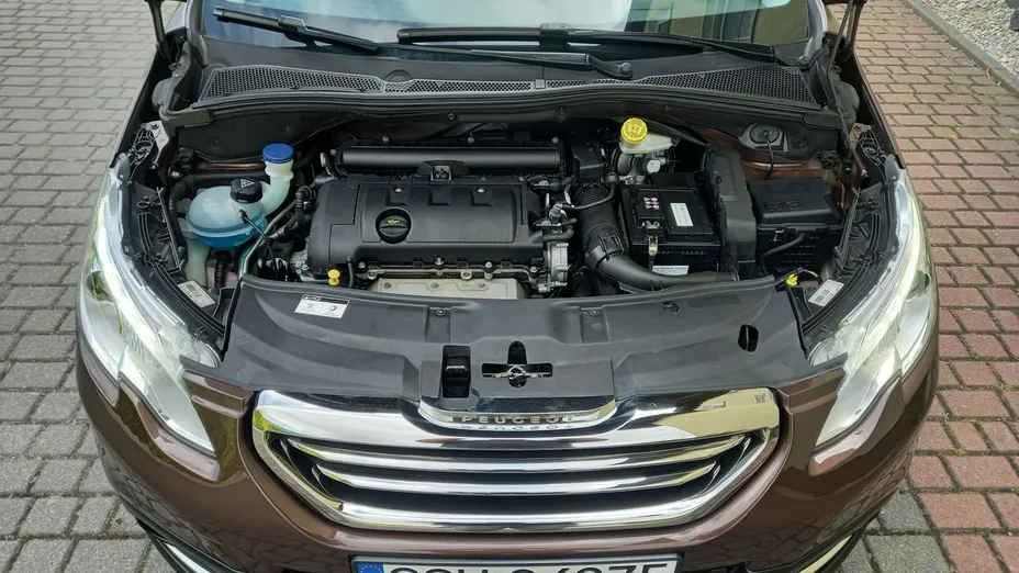 PEUGEOT 2008 -