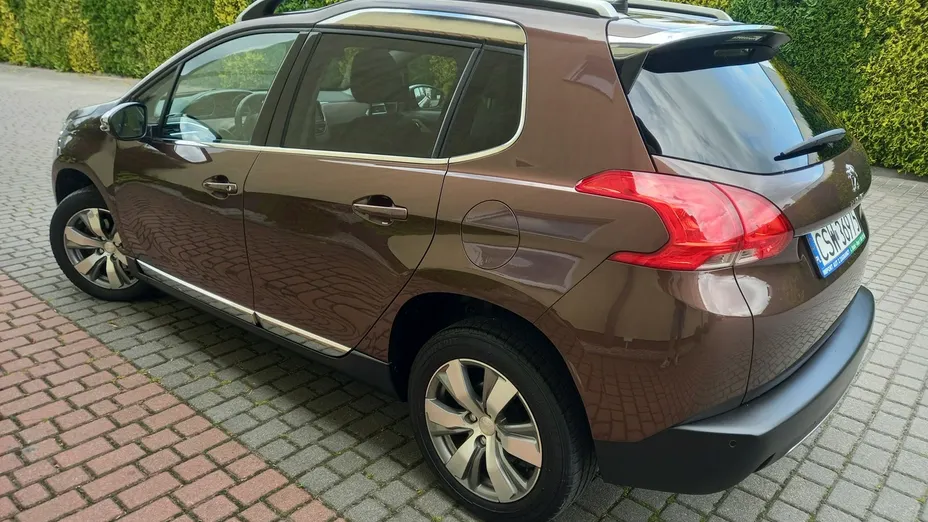 PEUGEOT 2008 -