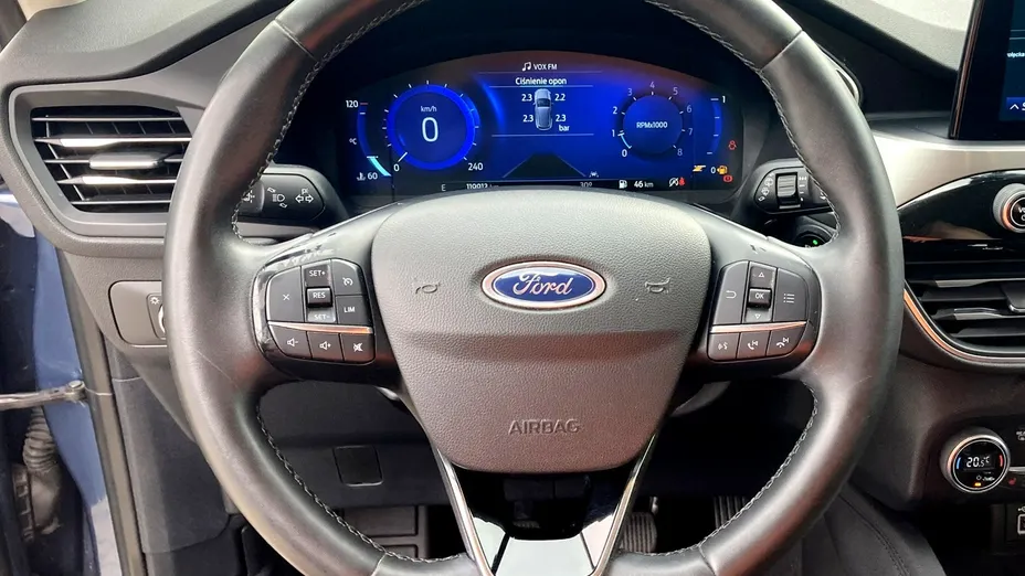 FORD Kuga -