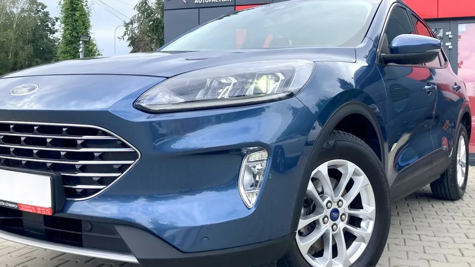 FORD Kuga -