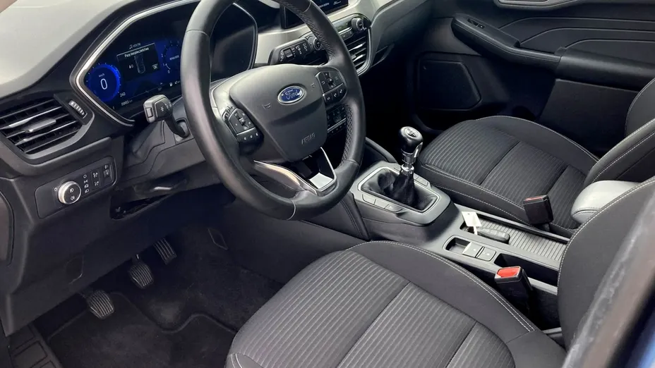 FORD Kuga -