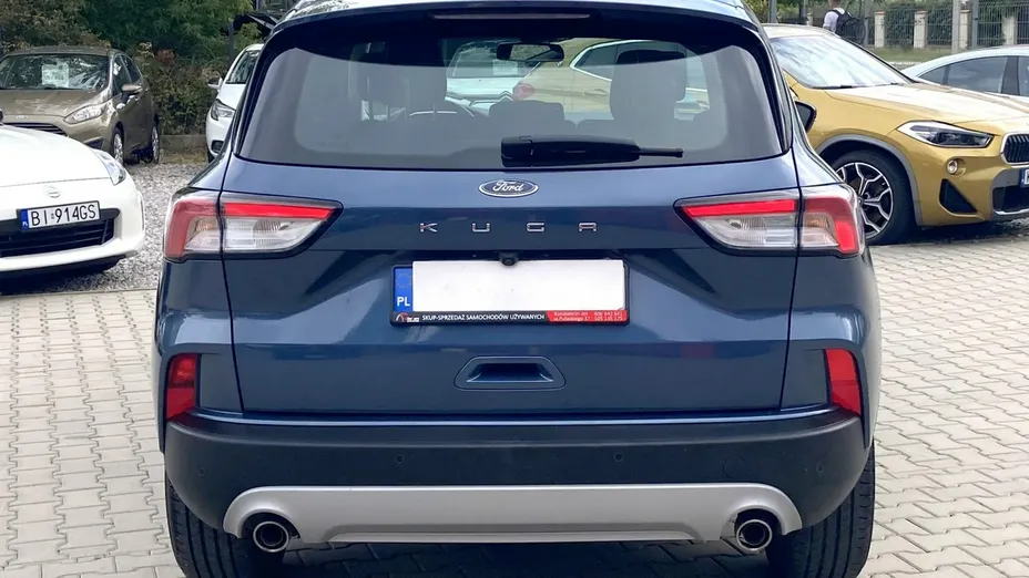 FORD Kuga -