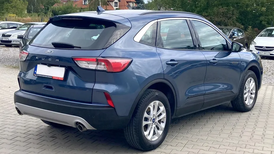 FORD Kuga -