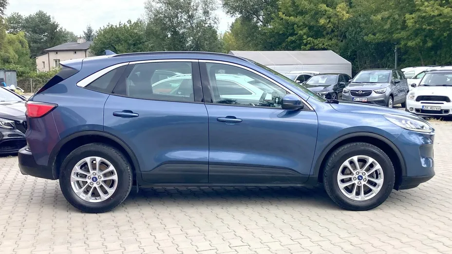 FORD Kuga -