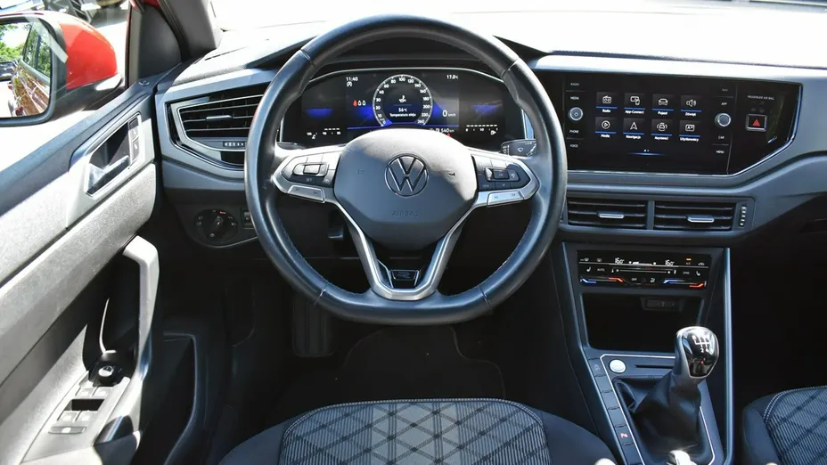 VOLKSWAGEN Taigo -