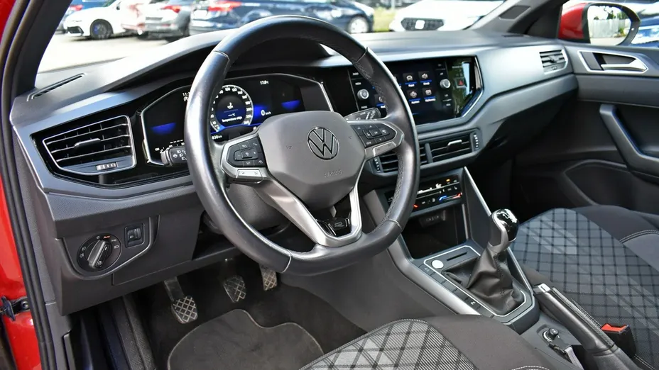 VOLKSWAGEN Taigo -