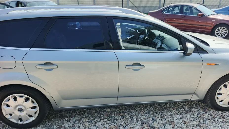 FORD Mondeo -