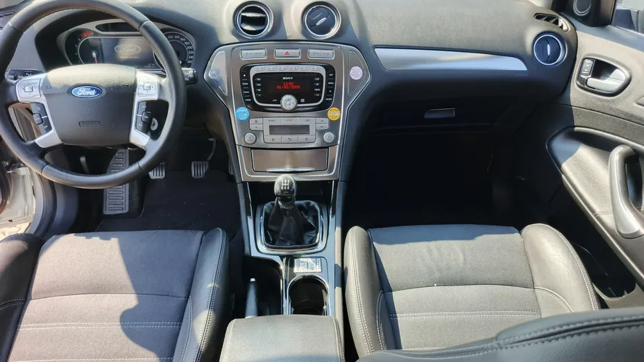 FORD Mondeo -