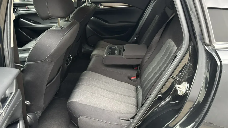 MAZDA 6 -