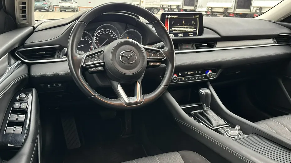 MAZDA 6 -