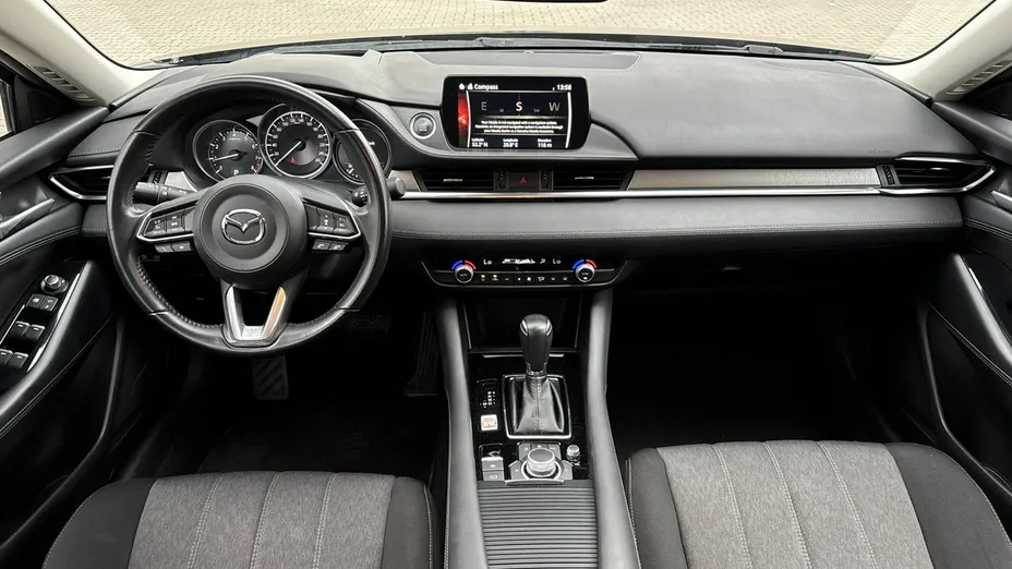 MAZDA 6 -