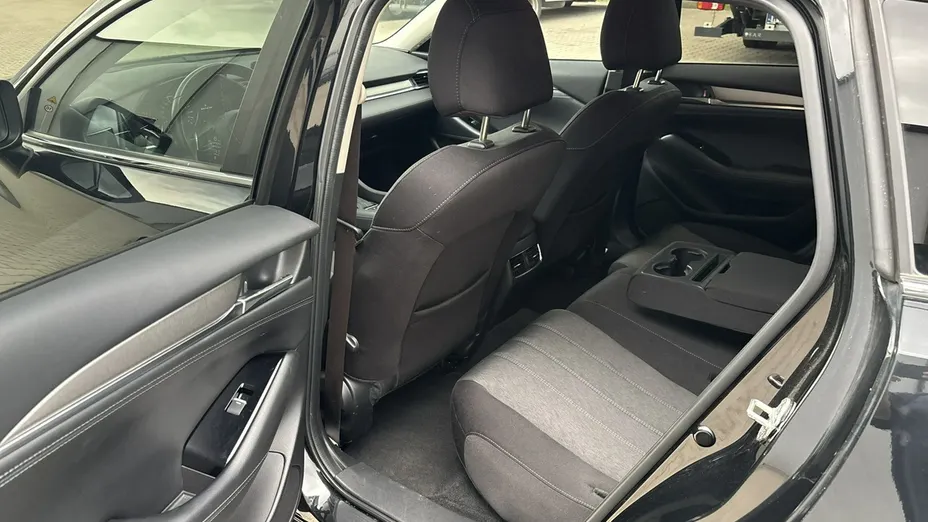 MAZDA 6 -