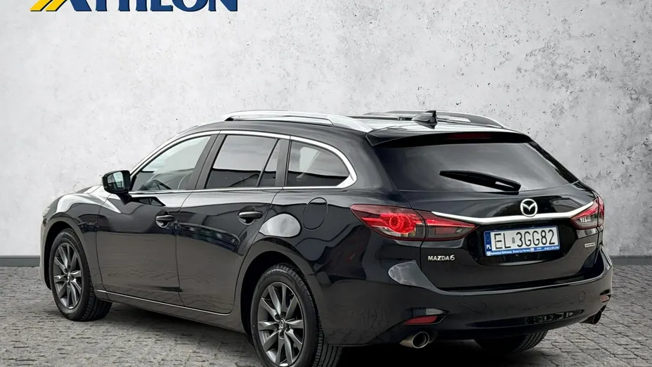 MAZDA 6 -